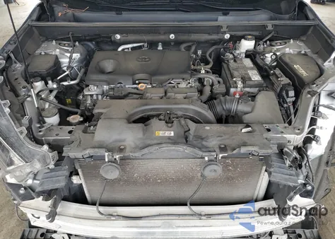 2020 Toyota Rav4 Xle z USA, uszkodzony, nr VIN 2T3P1RFV3LC094167